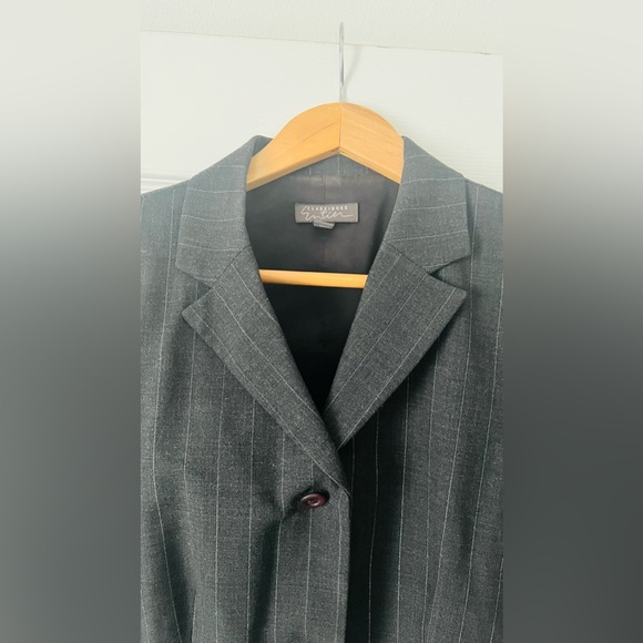 Classiques Entier blazer Grey with Silver sparkle pinstripe size 10 - Picture 6 of 13